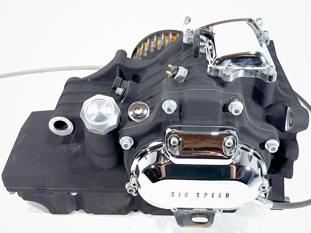 2010 Harley Street Glide Touring FLHX OEM 6 Speed Transmission Gearbox