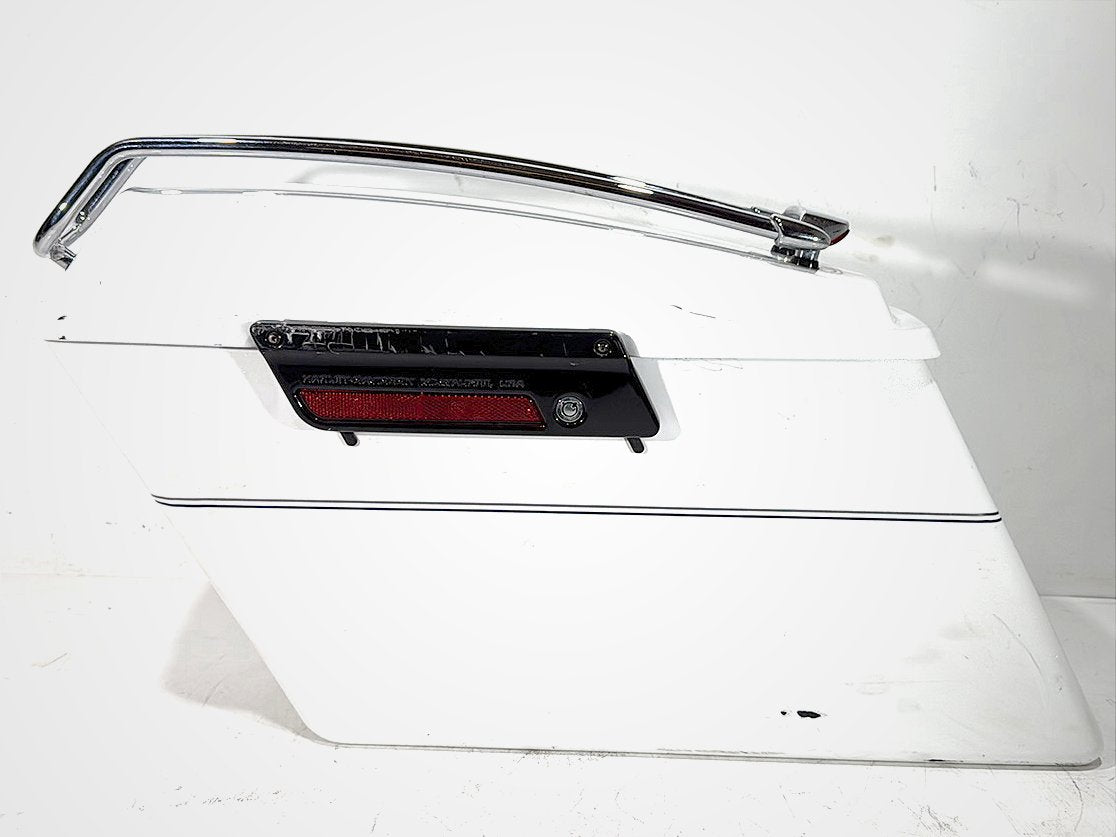 2013 Harley Electra Glide Touring Ultra OEM Left 1 Saddlebag Luggage NO Key