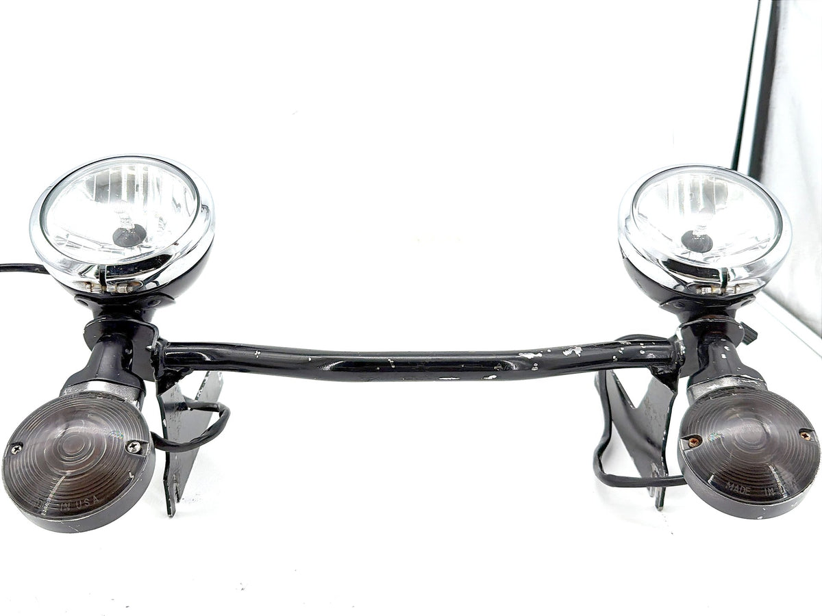 2006 Harley Electra Glide Touring Classic OEM Front Turn Signal Indicators Aux Light Bar