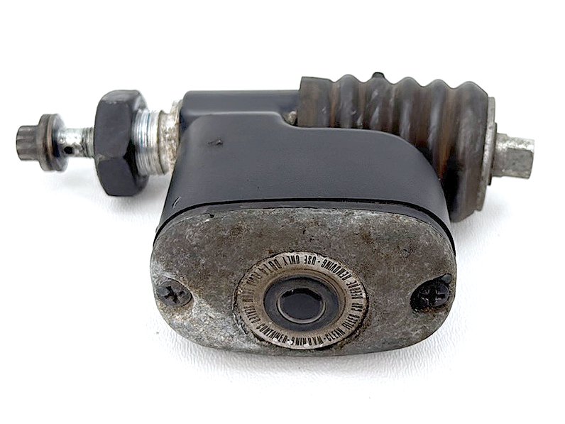 2006 - 2017 Harley-Davidson Dyna Street Bob Rear Brake Master Cylinder Reservoir  	42474-06