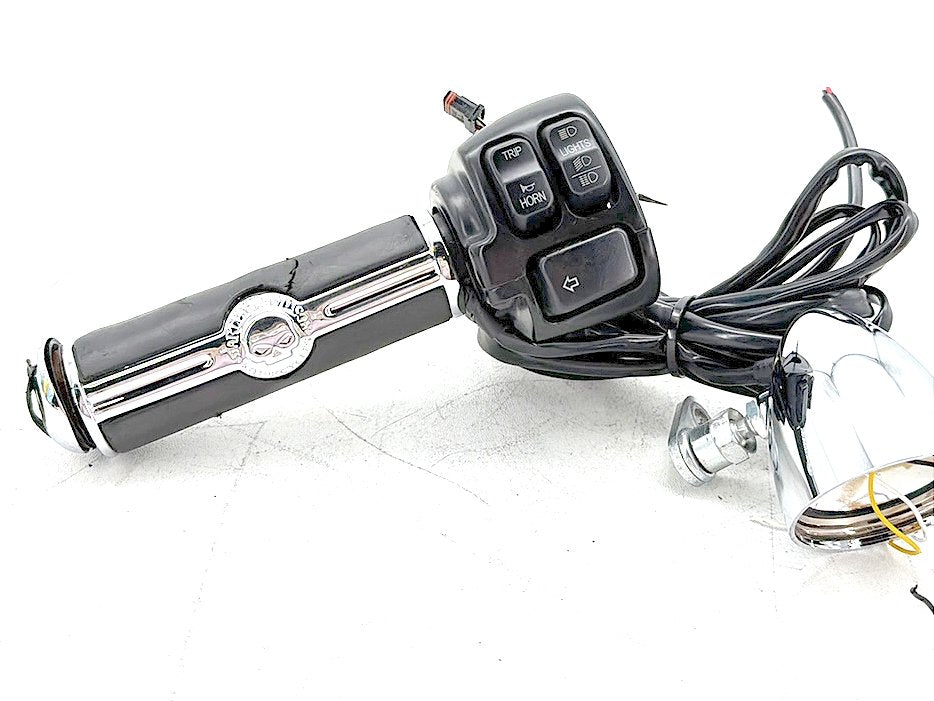 2014 Harley Dyna Low Rider Left Turn Signal Headlight Switches Controls SKULL