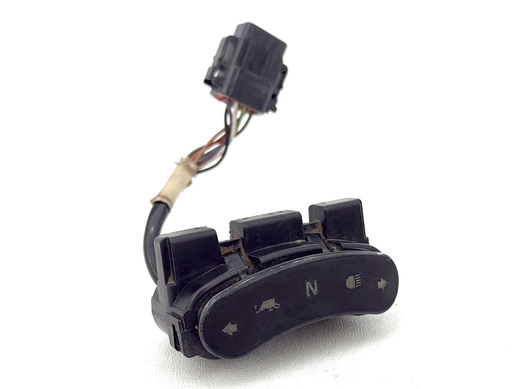 Harley-Davidson Misc  Dash Indicator Lamp Wire Plug In 68892-00A