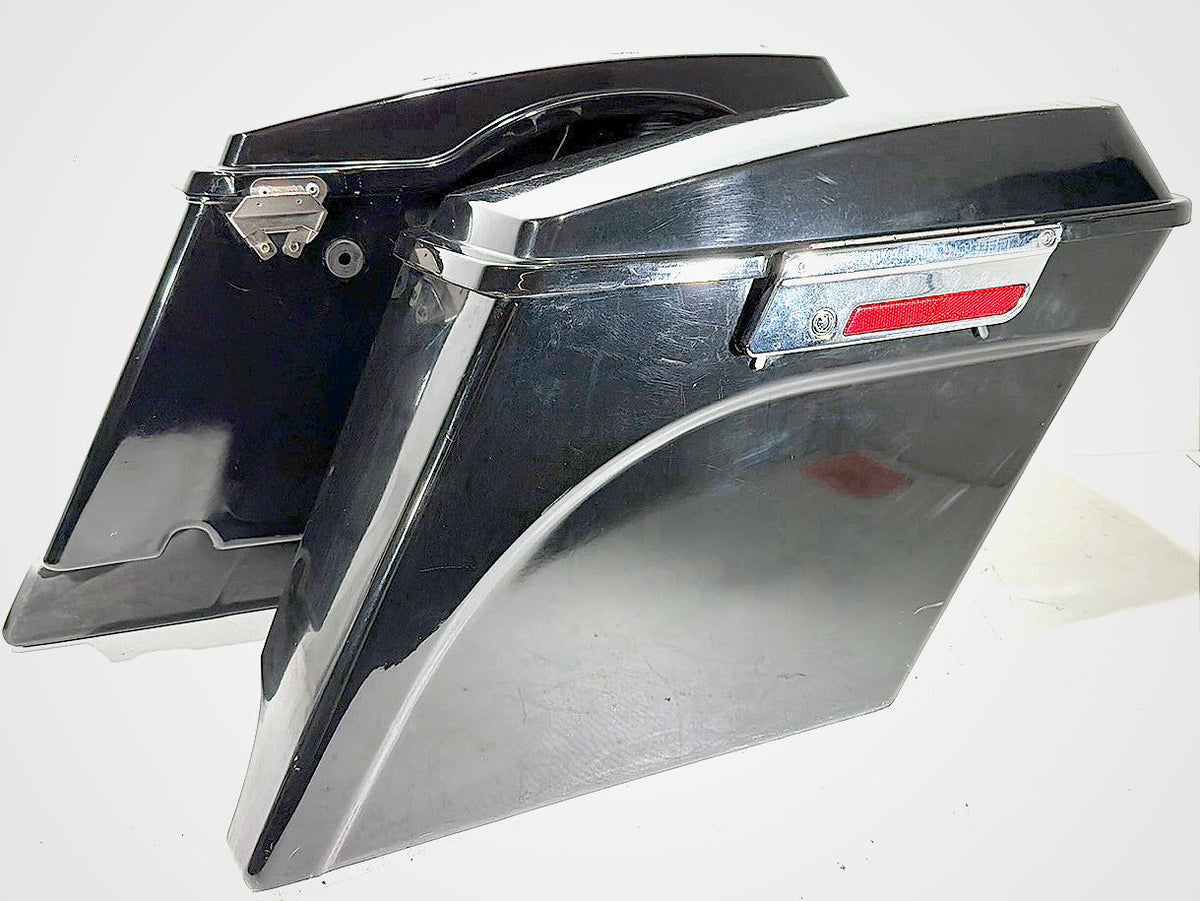 2010 Harley Road King Touring Classic OEM Left Right Saddlebags Luggage NOKey