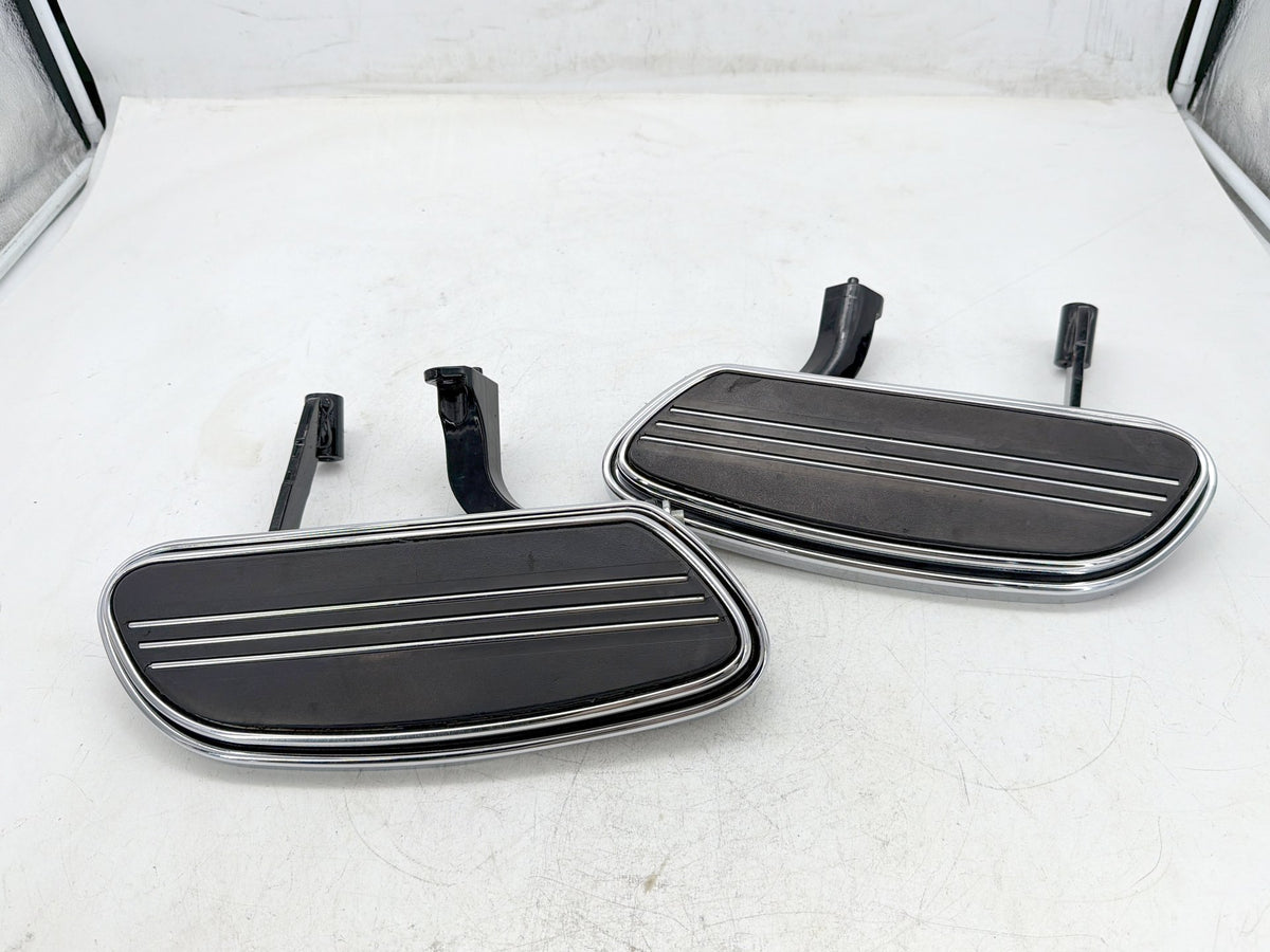 2010 Harley Street Glide Touring FLHX OEM Left Right Driver Floorboard Foot Rest