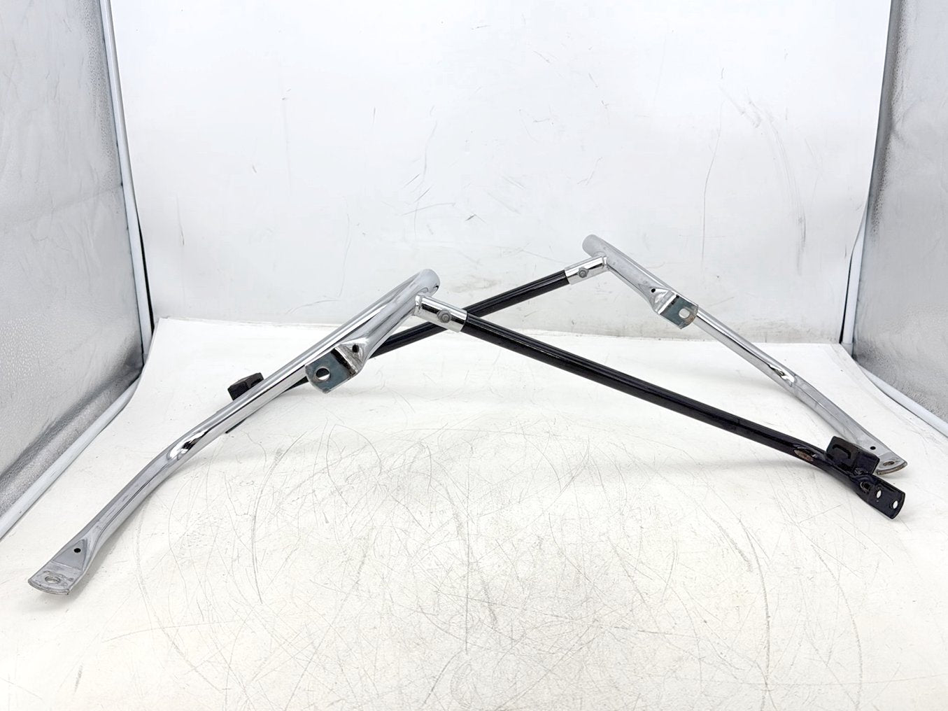 2007 Harley Electra Glide Touring OEM Rear Left Right Saddlebag Guard Rails Bar