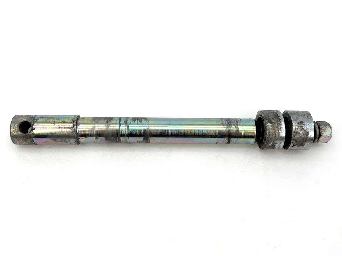 2006 - 2017 Harley-Davidson Dyna Street Bob Front Wheel Axle Bolt Shaft 40928-06