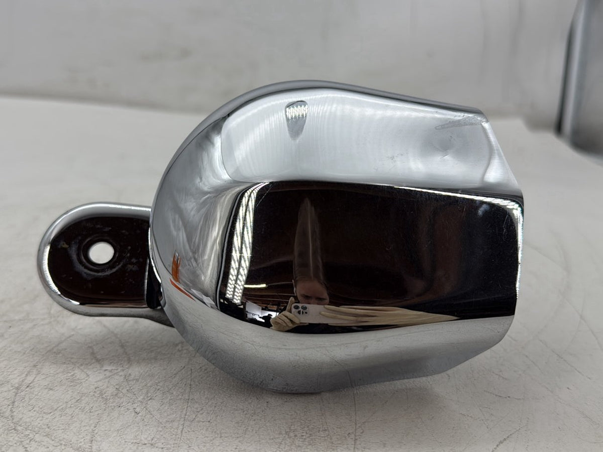 2000 Harley Dyna FXDWG Wide Glide OEM Horn Signal Klaxon Chrome Cover 69060-90F