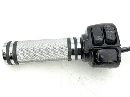 1999 - 2006 Harley-Davidson Dyna Super Glide Left Turn Signal Headlight Switches Controls  	71682-06A