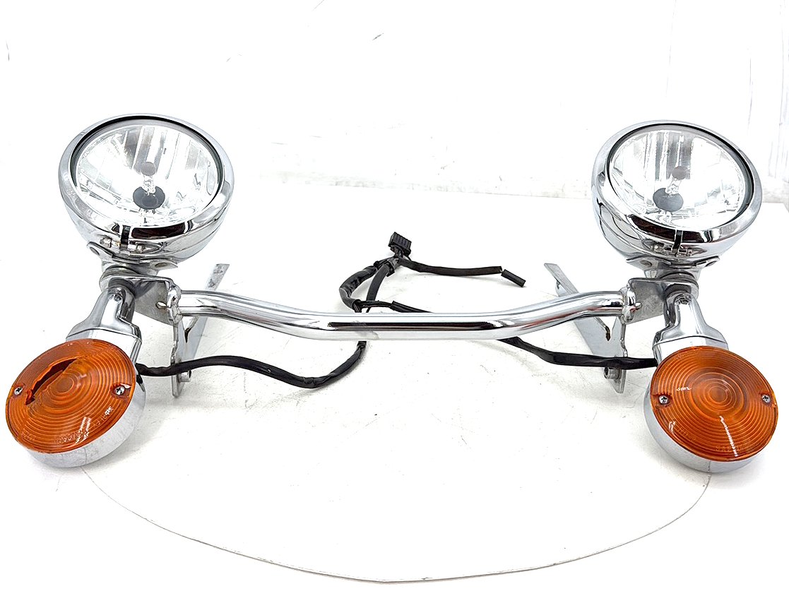 2004 Harley Softail FLSTC Heritage Classic OEM Front Turn Signal Indicators Aux Light Bar