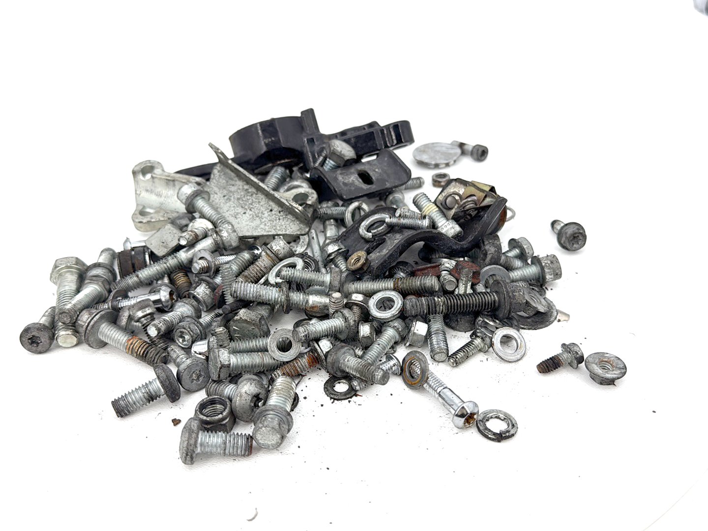 2007 - 2011 Harley-Davidson Touring Street Glide Hardware Bolts Nuts & Brackets