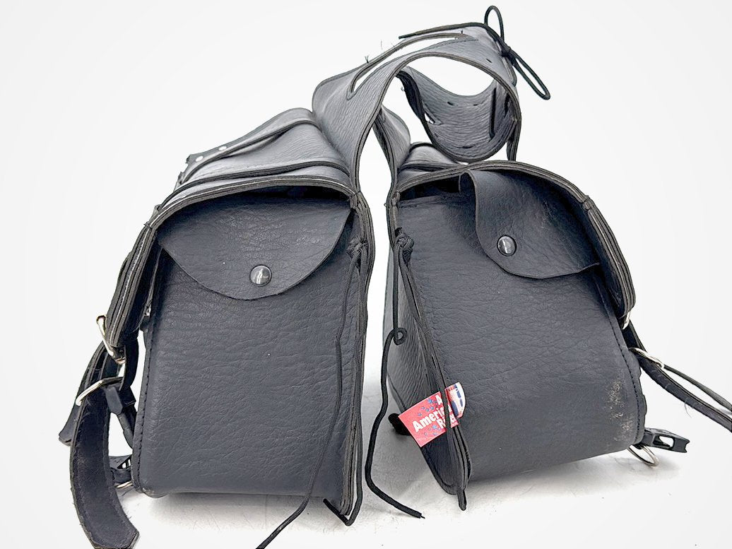 2006 Harley Sportster XL883C 883 Custom Left Right Saddlebags Luggage NOKey