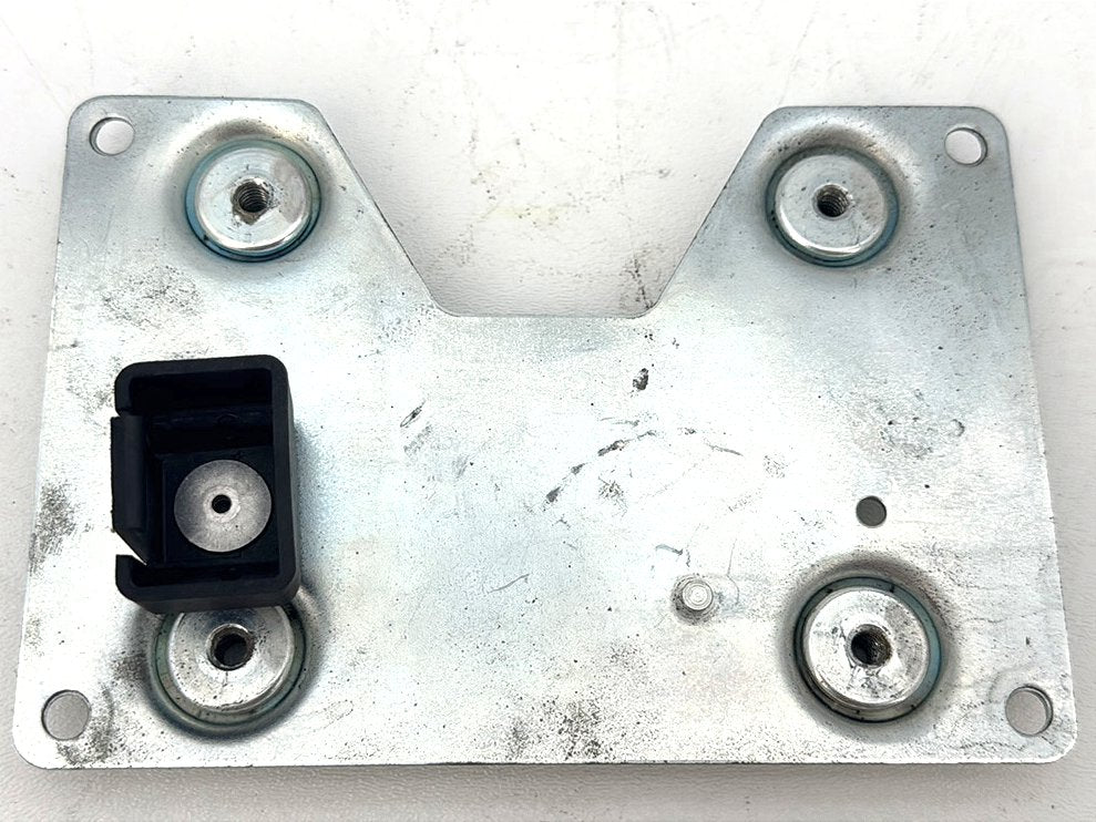 1999 - 2006 Harley-Davidson Dyna Low Rider Electrical Side Cover Tray Panel 70984-96A