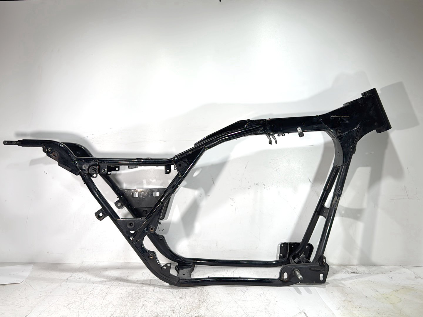 2007 Harley Street Glide Touring FLHX OEM Body Main Frame Chassis SLVG
