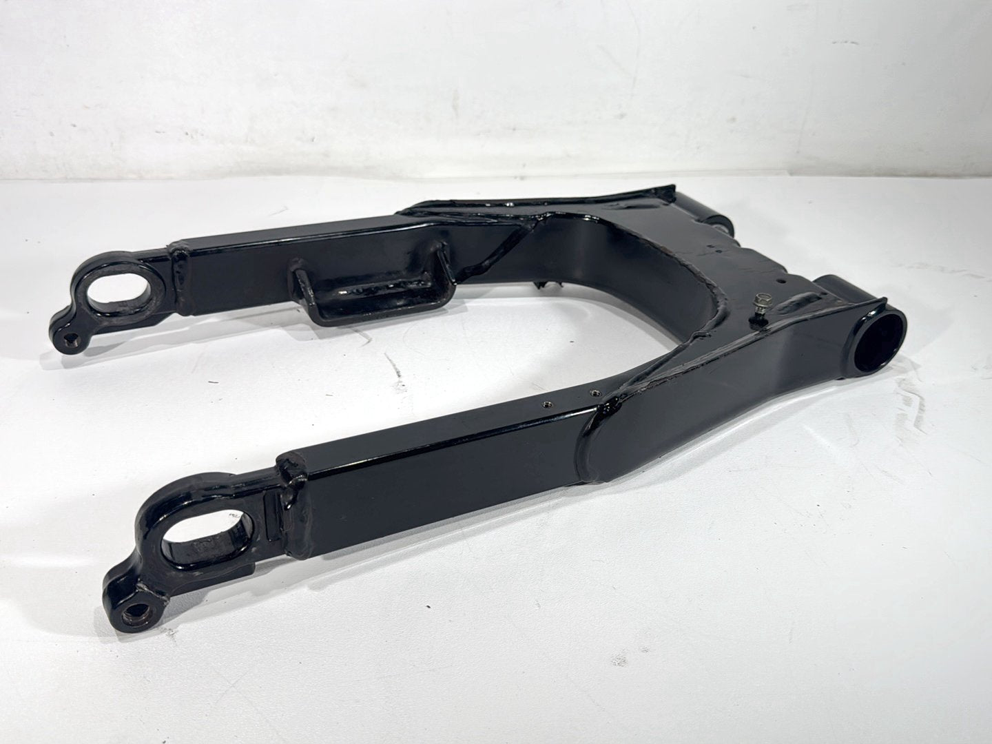 2007 Harley Street Glide Touring FLHX OEM Rear Fork Swingarm Swing Arm