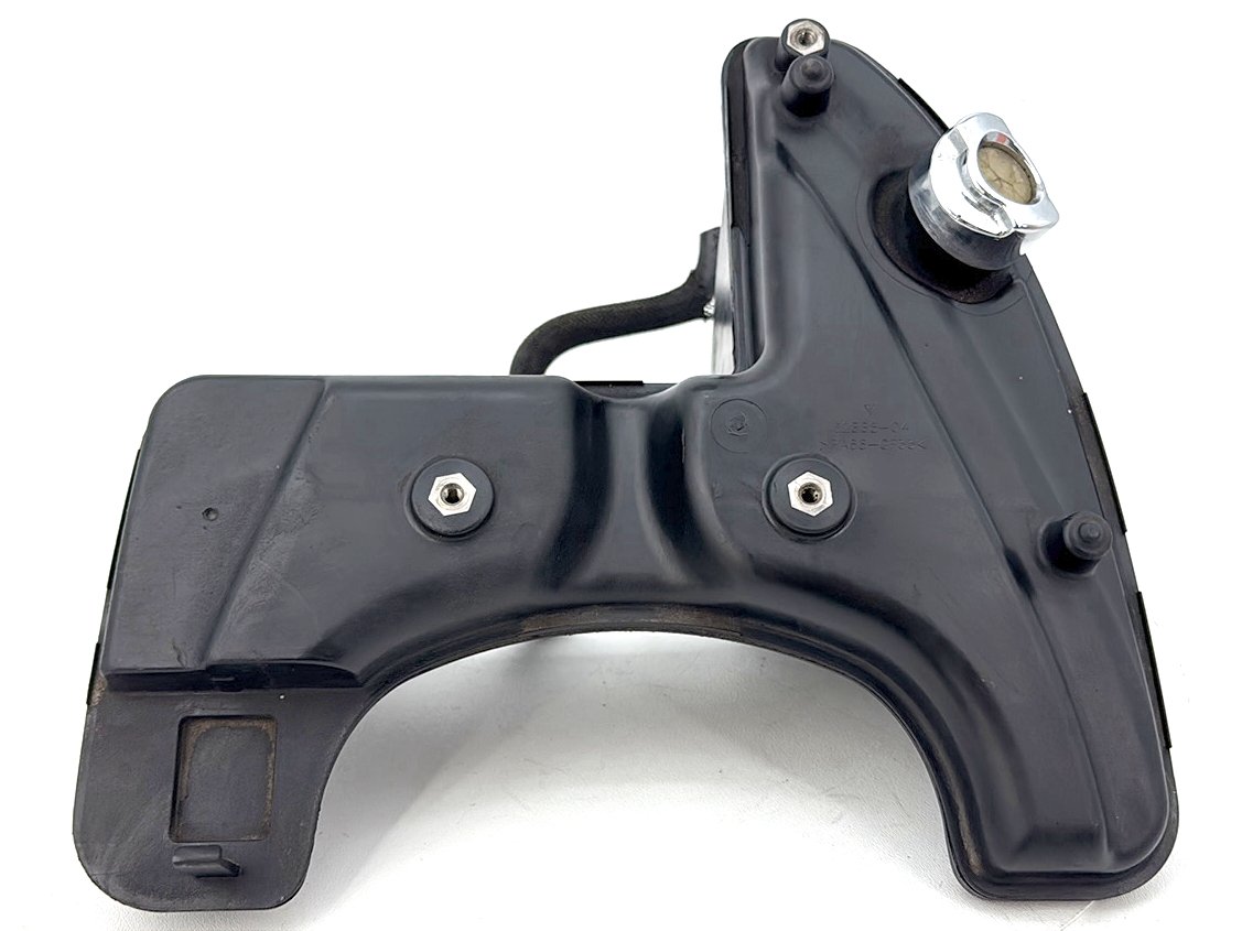 2004 - 2013 Harley-Davidson Sportster 883 Custom Oil Tank Reservoir Bottle Canister & Dipstick   62888-04