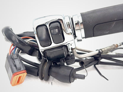 2003 Harley Electra Glide Touring Ultra FLHTCUI OEM Right Engine Start Kill Switches Controls