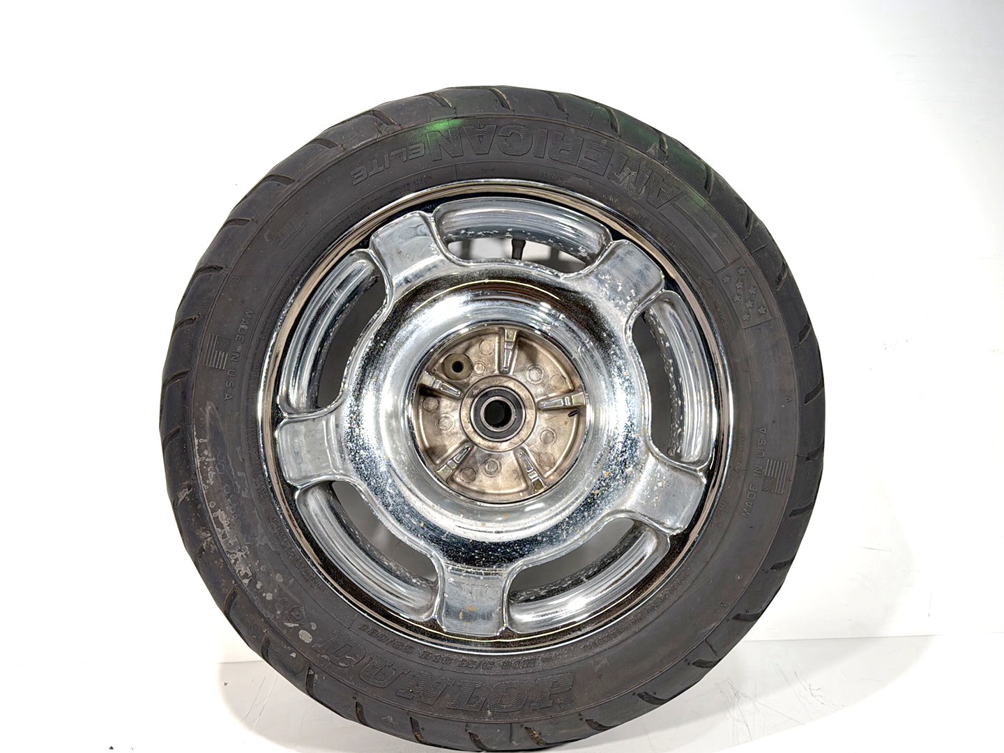 2007 - 2011 Harley-Davidson Touring Street Glide Rear Wheel Rim Tire 41288-09