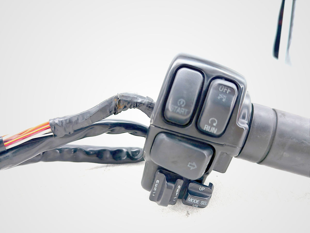2011 Harley Electra Glide Touring OEM Right Engine Start Kill Switches Controls