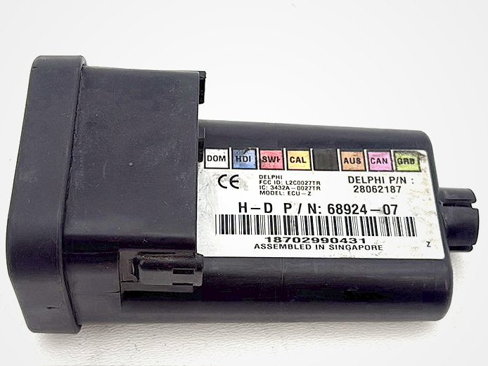 2011 Harley Road King Touring FLHRC Classic OEM Turn Signal Security Module TSSM