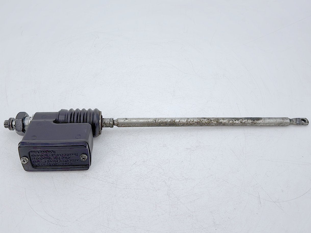 1999 - 2006 Harley-Davidson Dyna Super Glide Rear Brake Master Cylinder Reservoir 42474-90B