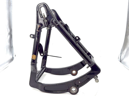 1999 - 2006 Harley-Davidson Softail Heritage Rear Fork Swingarm Swing Arm 47573-00A