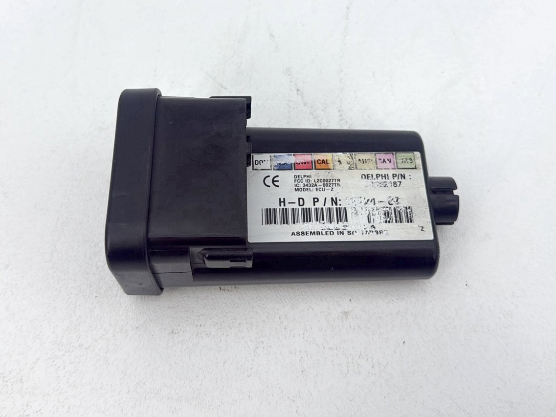 2007 - 2011 Harley-Davidson Touring Street Glide Turn Signal Security Module TSSM 68924-07