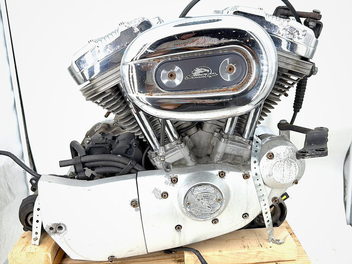 2004 - 2013 Harley-Davidson Sportster 883 Custom CARB 883 Engine Motor Transmission 23905-04A