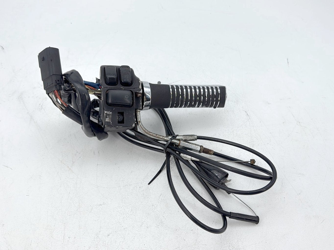 2007 Harley Street Glide Touring OEM Right Engine Start Kill Switches Controls
