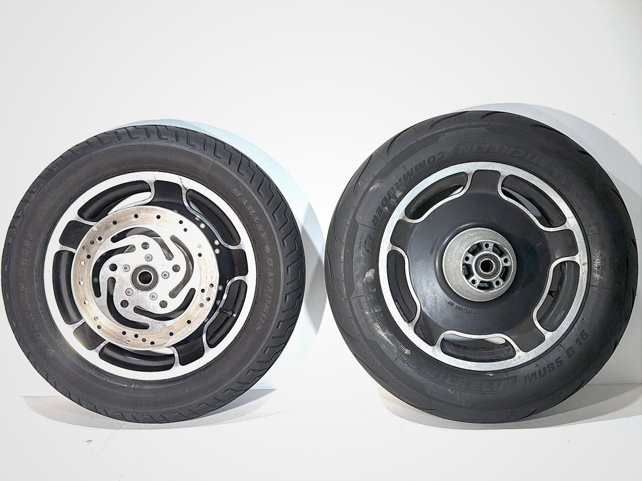 2007 - 2012 Harley-Davidson Touring Street Glide Front & Rear Wheel Rim Tire Airstrike