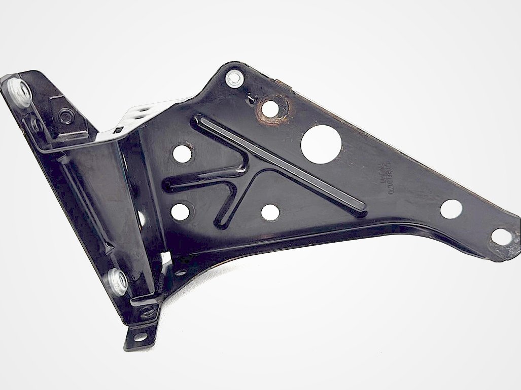 2015 Harley Touring Street Glide OEM Inner Fairing Mount Support Bracket Right