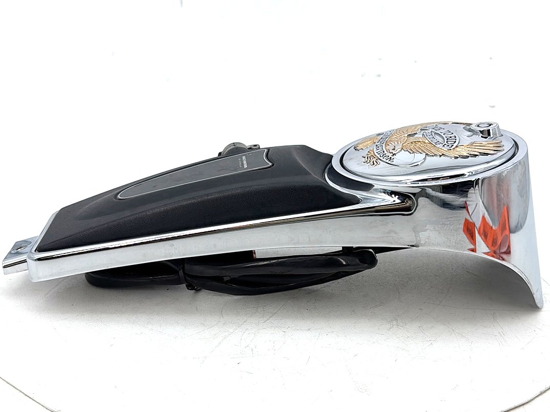 1999 - 2006 Harley-Davidson Touring Electra Glide Ultra Fuel Gas Tank Dash Console NOKey 61270-98A