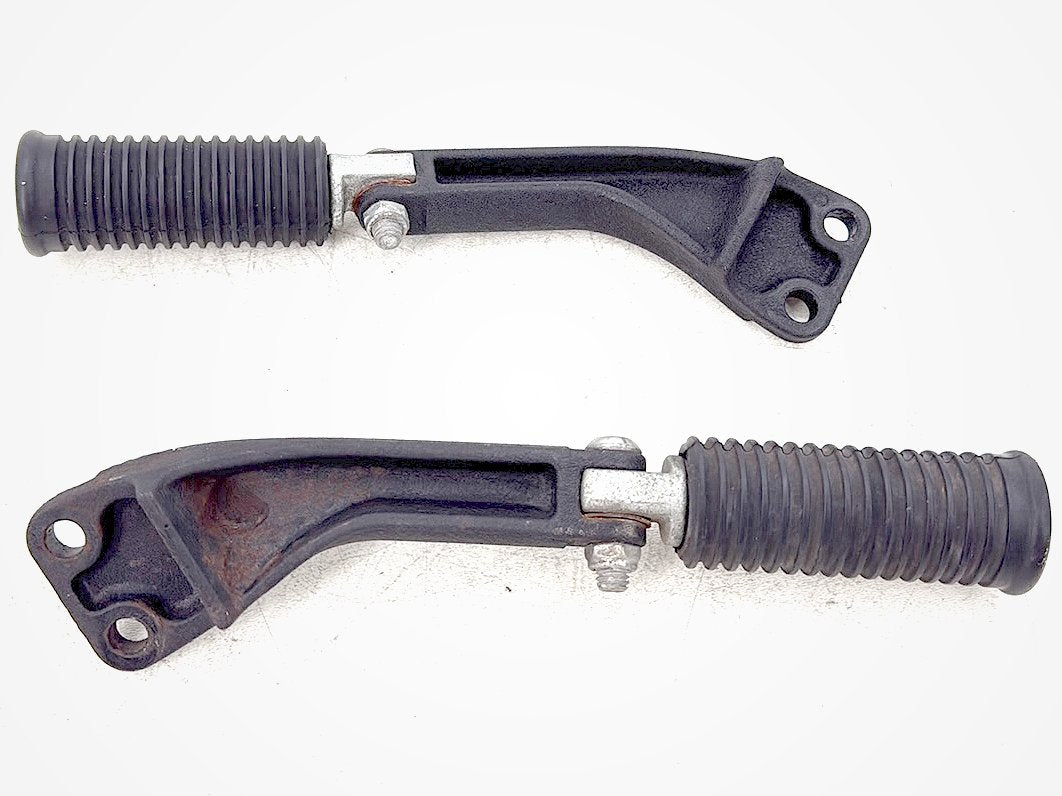 2012 Harley Dyna Super Glide Custom FXDCI OEM Passenger Left & Right Foot Pegs