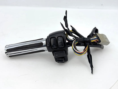 2007 - 2011 Harley-Davidson Touring Street Glide Left Turn Signal Headlight Switches Controls 71567-96