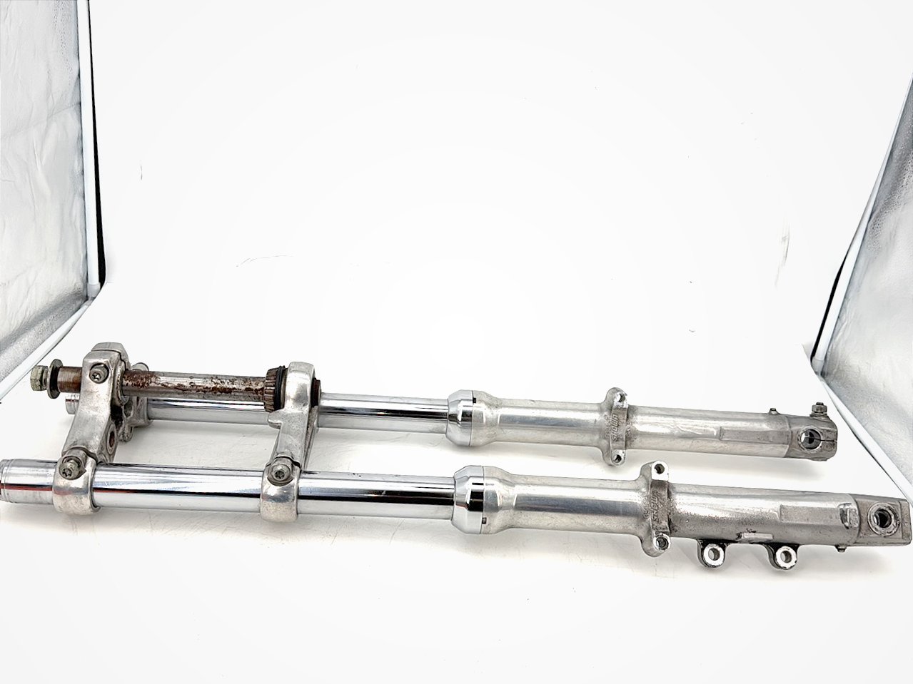 2005 Harley Sportster XL883C 883 Custom OEM Front Triple Tree Set & LH RH Fork Legs Sliders