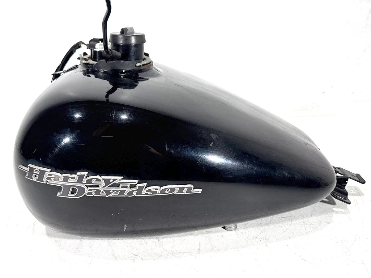 2011 Harley Street Glide Touring FLHX-103 OEM Fuel Gas Tank Gasoline Reservoir