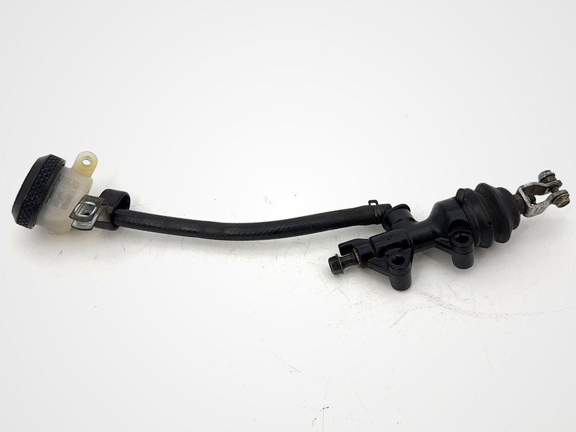 2009 Harley Sportster XL1200C 1200 Custom OEM Rear Brake Master Cylinder Bottle Brake Line