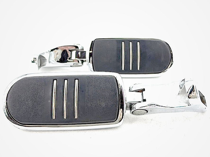 2017 Harley Road Glide Touring FLTRXS OEM Passenger Left & Right Foot Pegs