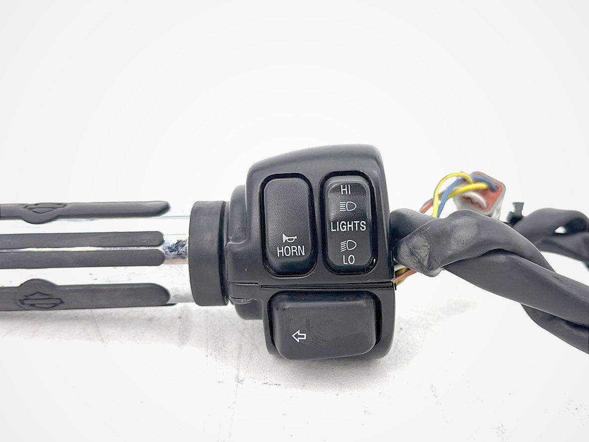 05 Harley Heritage Softail Classic Left Turn Signal Headlight Switches Controls