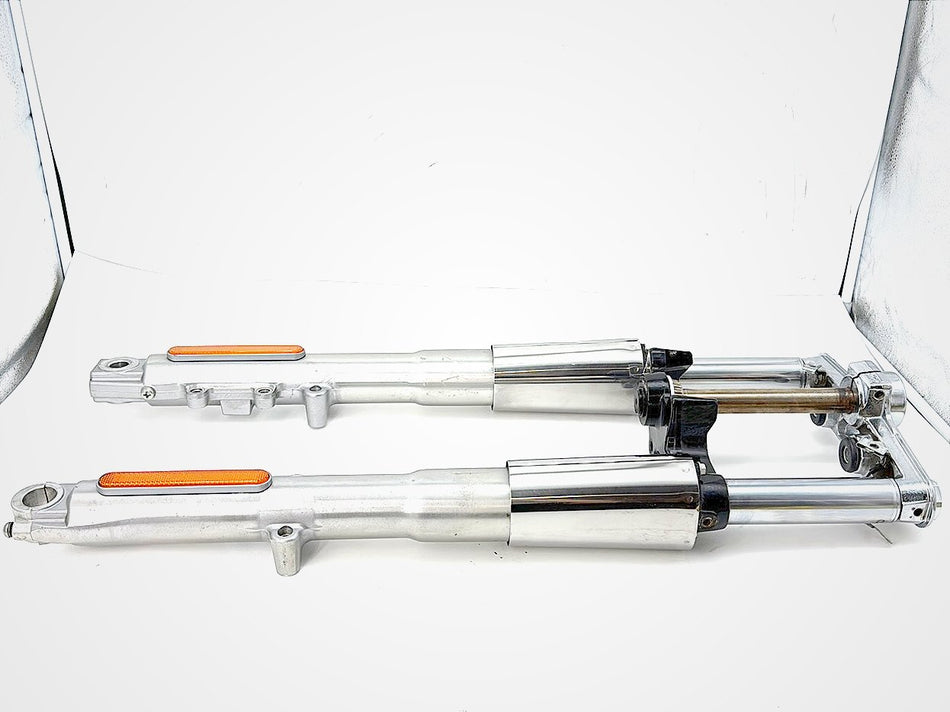 2008 Harley Softail Deluxe FLSTN OEM Front Triple Tree Set & LH RH Fork Legs Sliders
