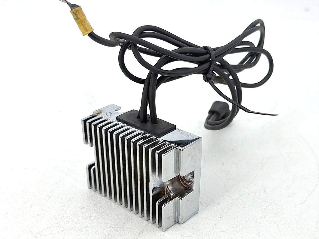 1984 - 1998 Harley-Davidson Touring Electra Glide Classic Voltage Regulator Rectifier  74519-88A