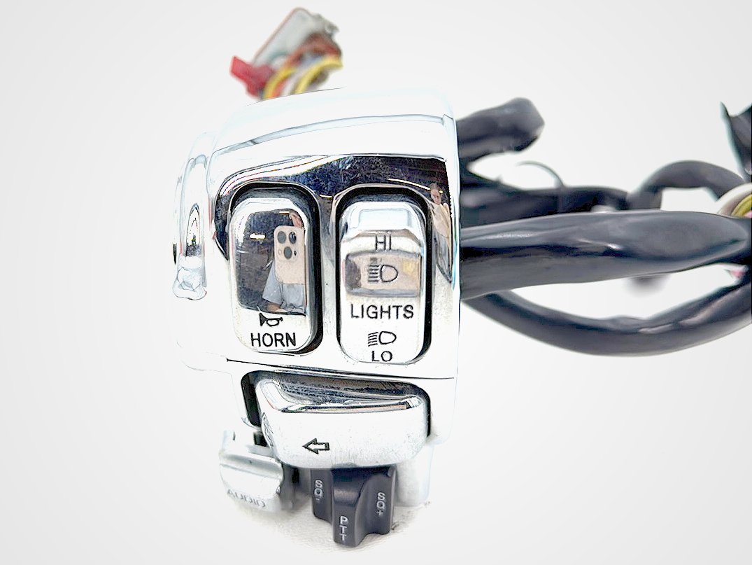 2005 Harley Road Glide Touring FLTRI OEM Left Turn Signal Headlight Switches Controls