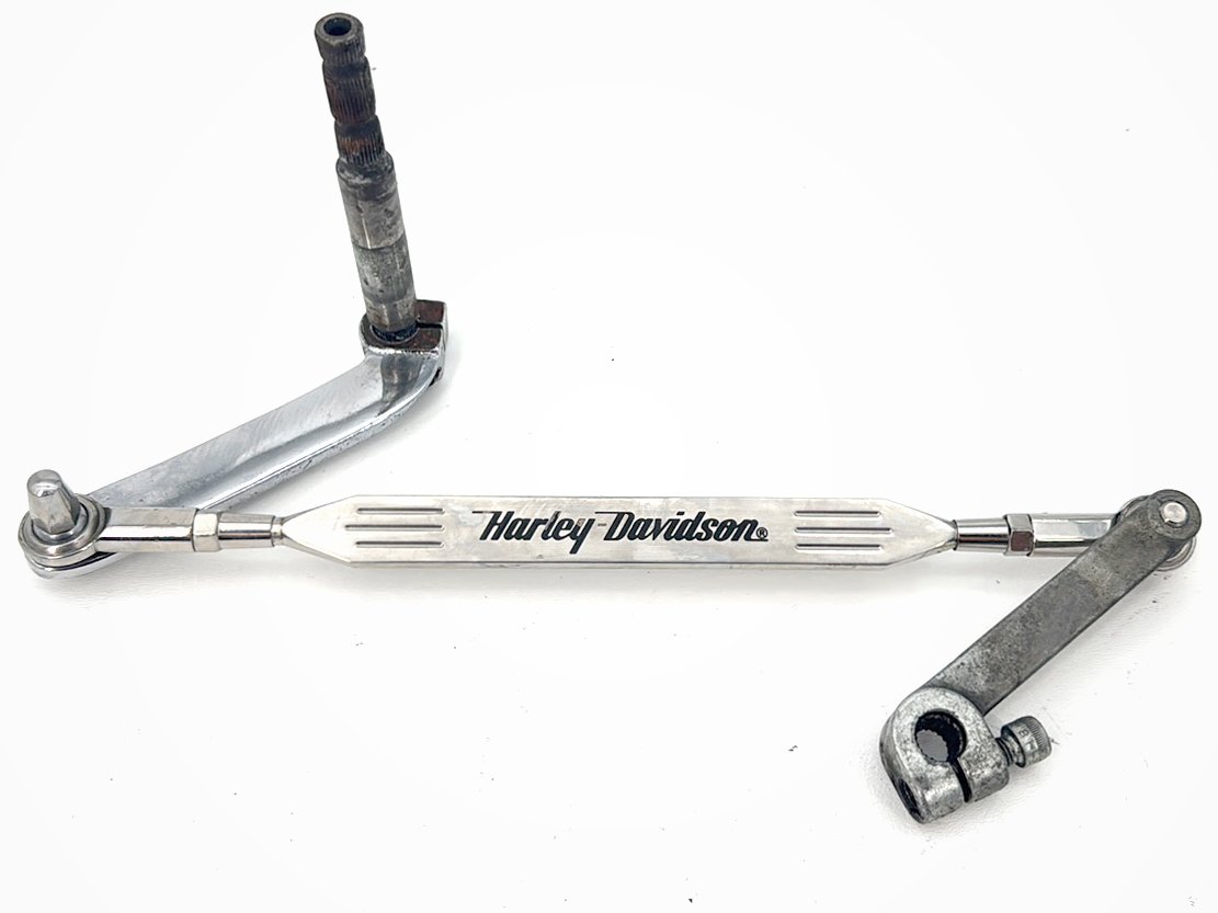 1999 - 2006 Harley-Davidson Touring Electra Glide Classic Gear Shifter Lever w/ Rod linkage 33718-82B