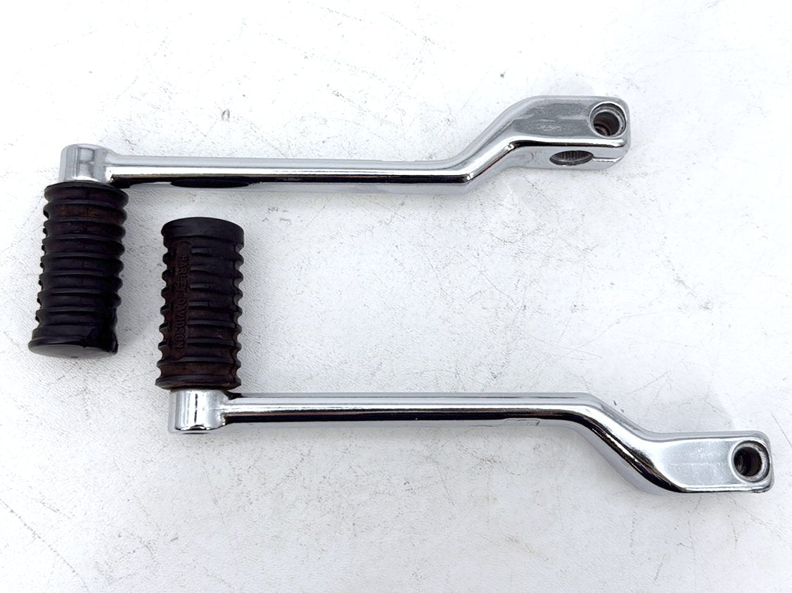 1999 - 2006 Harley-Davidson Touring Electra Glide Ultra Gear Shifter Lever Pedal Pedals  	33895-82C