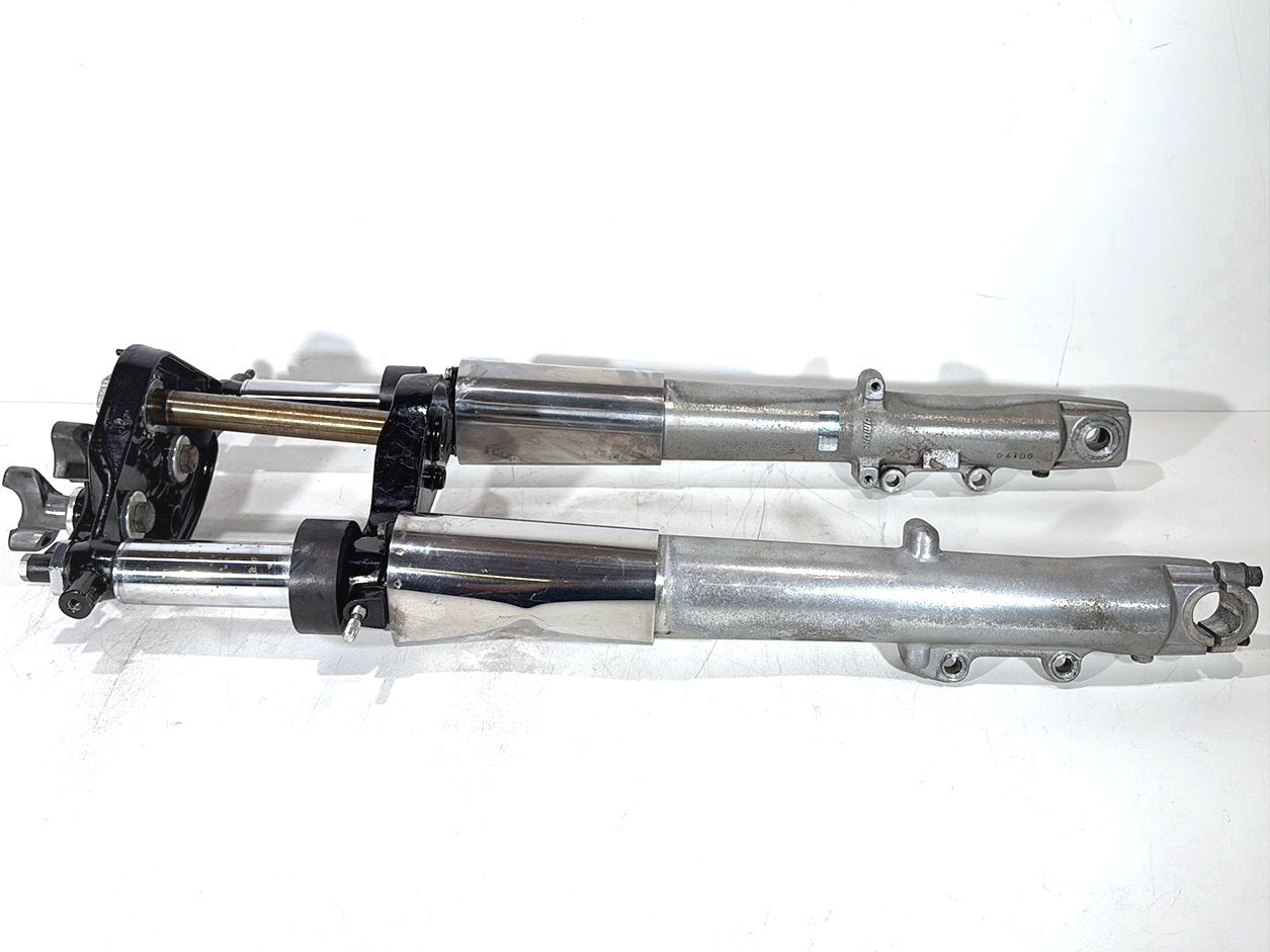 1999 - 2006 Harley-Davidson Touring Road King Police Front Triple Tree Set & LH RH Fork Legs Sliders 45446-87A