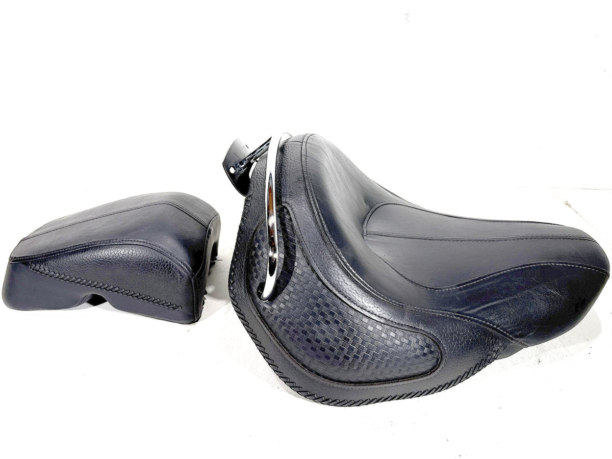 2011 Harley Softail Deluxe FLSTN OEM Passenger Rider Driver Seat Saddle