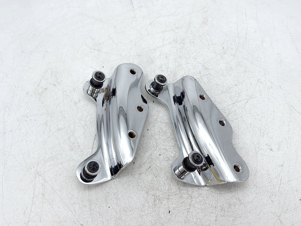2009 Harley Street Glide Touring FLHX OEM 5 Point Detachable Docking Hardware