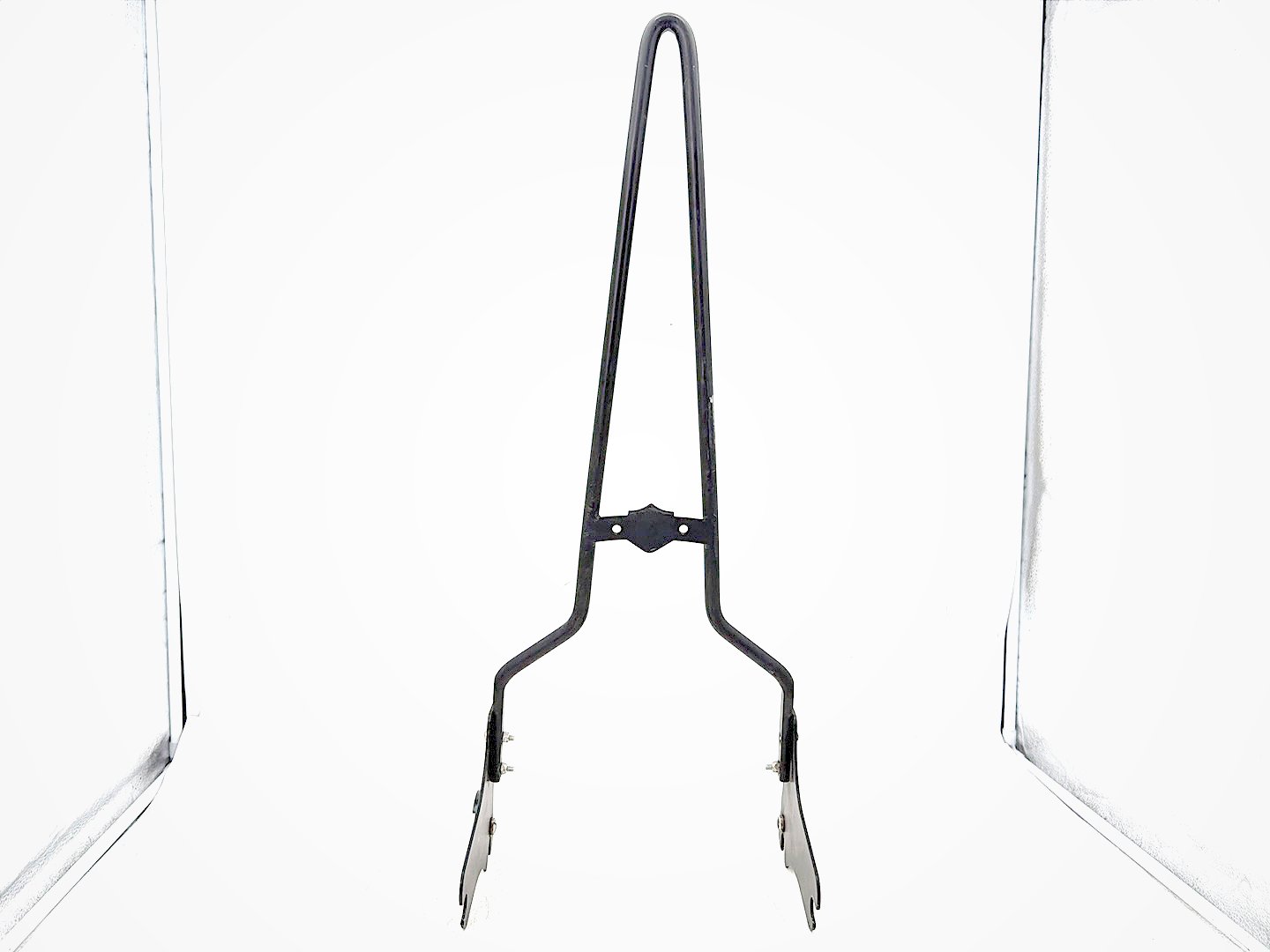 2004 Harley Road King Touring Custom FLHRSI OEM Rear Back Sissy Bar Rail Sissybar