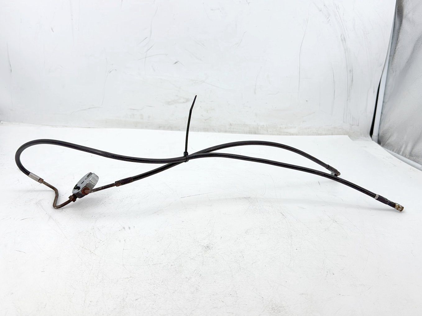 2007 Harley Street Glide Touring FLHX OEM Front Brake Hose Line Pipe