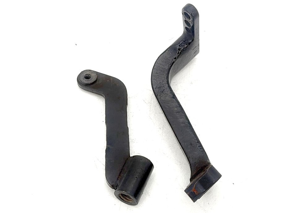 2005 Harley Touring FLHRCI Road King Classic OEM Right 1 Footboard Mount Bracket