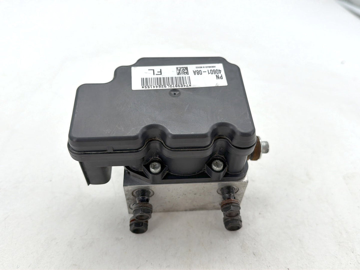 2010 Harley Street Glide Touring FLHX OEM ABS Brake Pump & Control Module